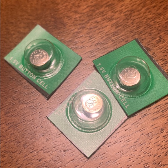 2024 Hallmark Keepsake Fishing for Fun Mini Ornament NWT - Picture 7 of 9